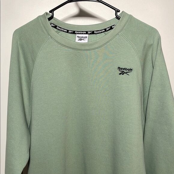 Reebok Green Sweatshirt - Picture 2 of 10
